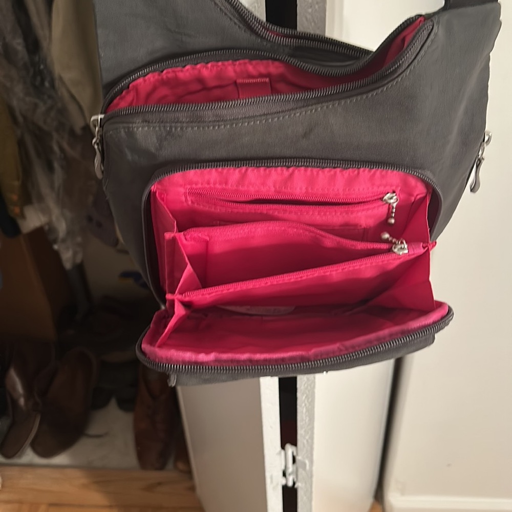 Super Practical Crossbody Purse - image 4